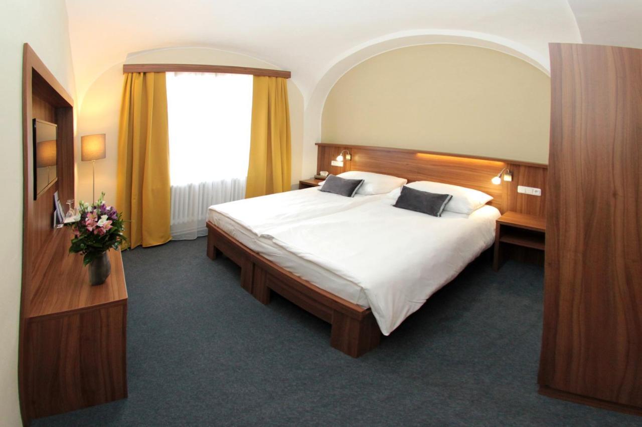 Hotel Baltaci Stary Zamek Napajedla Εξωτερικό φωτογραφία