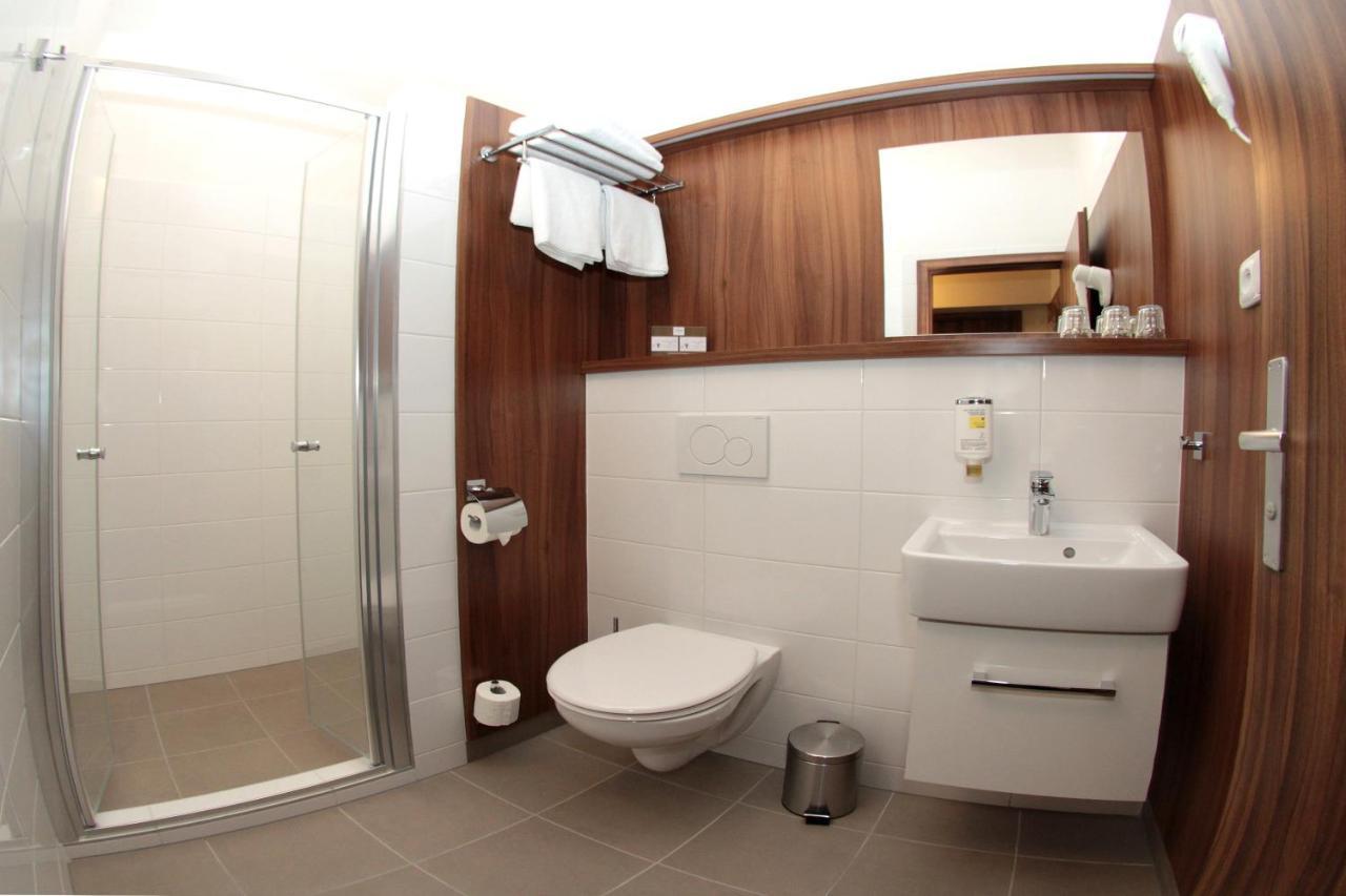 Hotel Baltaci Stary Zamek Napajedla Εξωτερικό φωτογραφία